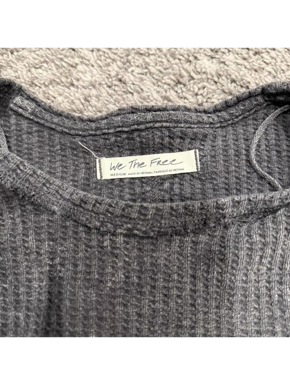 We The Free Medium Gray Waffle Knit Long Sleeve Top - Picture 3 of 3